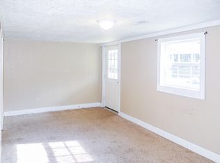 28 Panda Ln, Ringgold, GA 30736