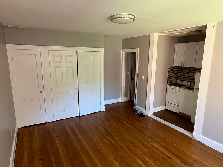 2209A Main St #B13 — Photo 8