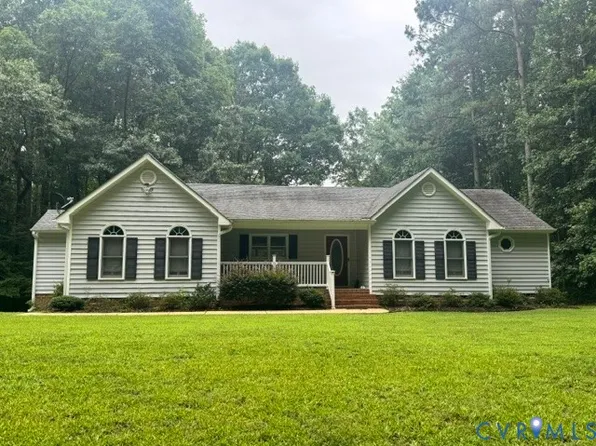 12001 Bridgeforth Mill Dr, Amelia Court House, VA 23002