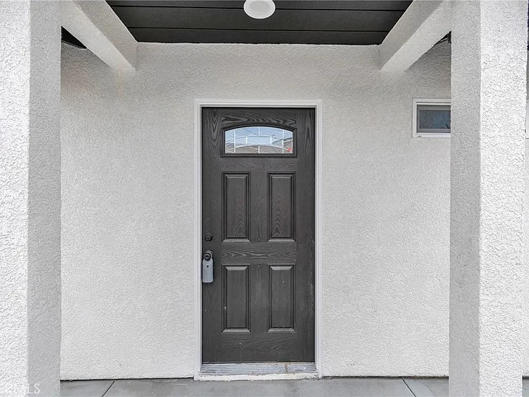 5646 Deodar St #B — Photo 4