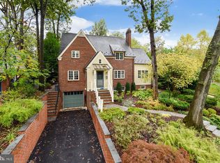 3208 Circle Hill Rd, Alexandria, VA 22305