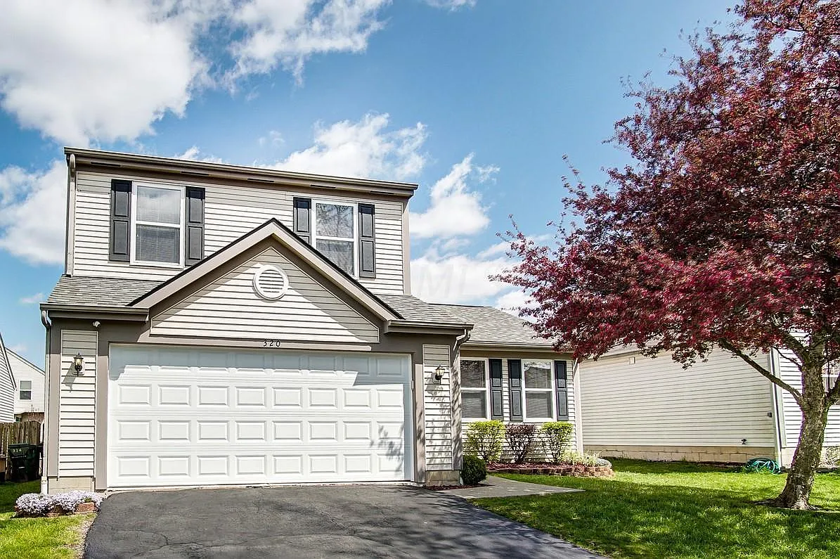 320 Effington Ln photo 1