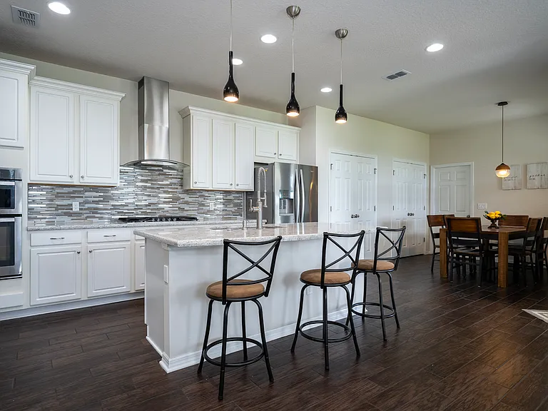 8100 Summerlake Groves St — Photo 5