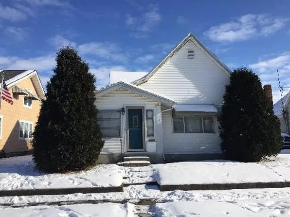 229 N 12th St, Elwood, IN 46036