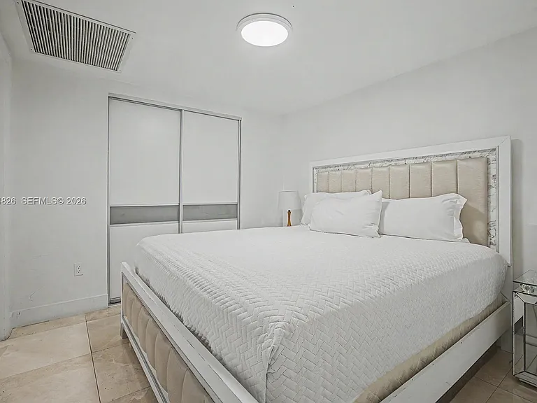 485 Brickell Ave #2209 — Photo 8