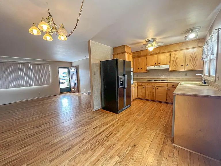 2929 Ridgecrest Dr — Photo 7