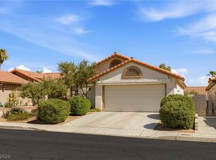 760 Thousand Oaks Dr, Paradise, NV 89123