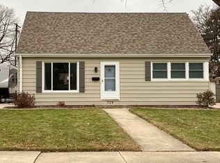 724 Virginia St, Racine, WI 53405