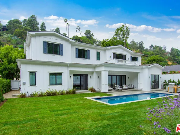 2054 Roscomare Rd, Los Angeles, CA 90077