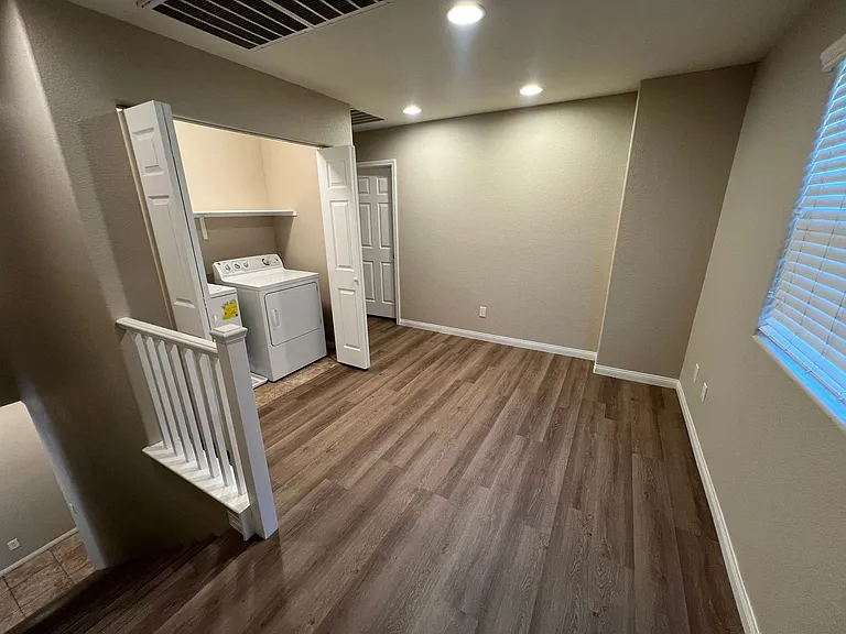 10626 Shiny Skies Dr — Photo 19