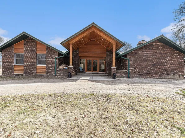 6965 Mayer Rd, Cottrellville, MI 48039