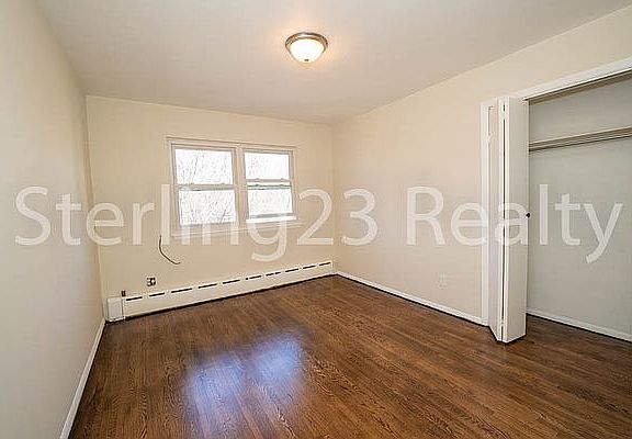 5th image of 42-11 Astoria Blvd N #3C
