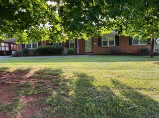 238 Kirkley Pl, Forest, VA 24551