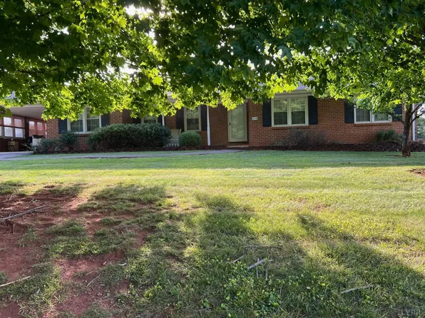 238 Kirkley Pl, Forest, VA 24551