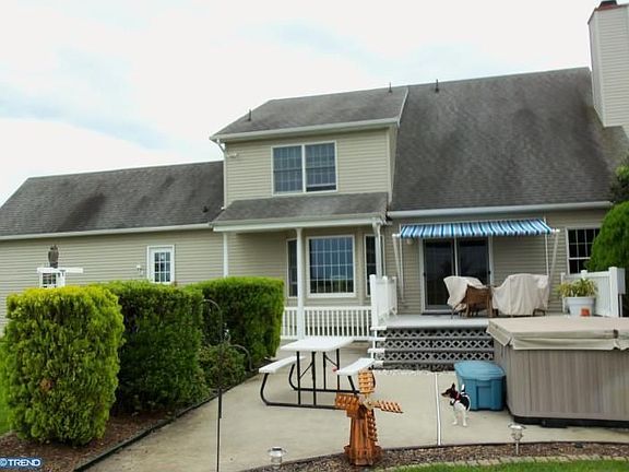 3rd image of 317 Williamson Ln