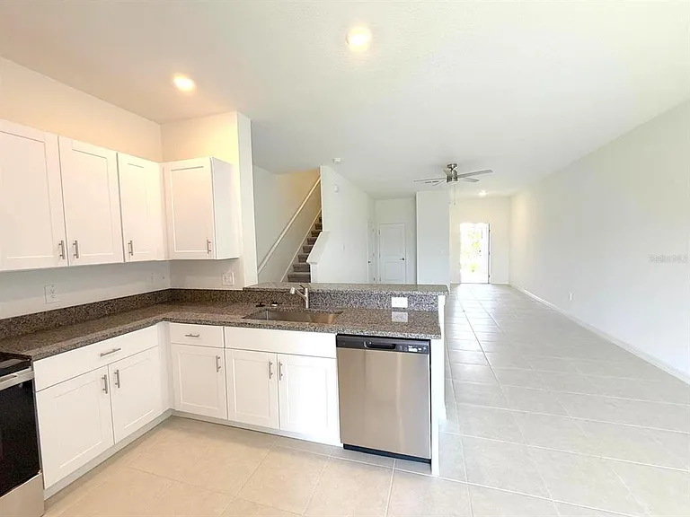 32010 Spiceberry St — Photo 4