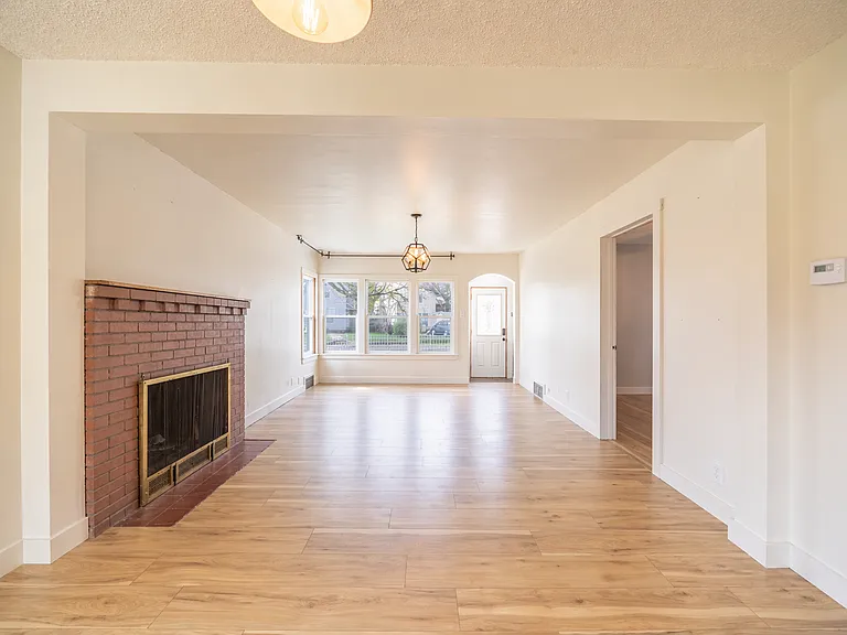 714 Villa St — Photo 1