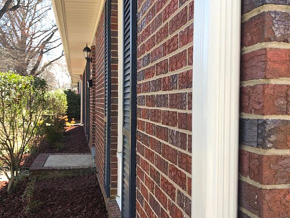 2nd image of 623 Brooke Dr
