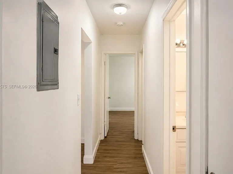 117 NE 30th Ct #2 — Photo 9