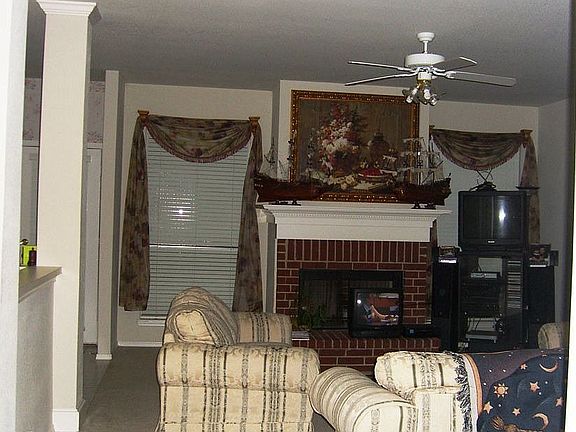 2nd image of 6925 Twin Ponds Dr