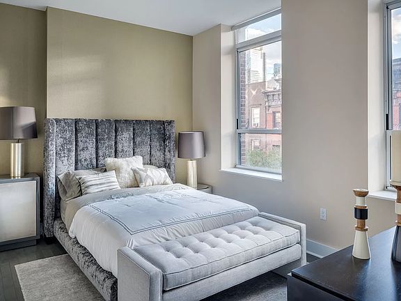 2nd image of 416 52nd St APT 515