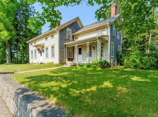 204 Stafford Rd, Tiverton, RI 02878