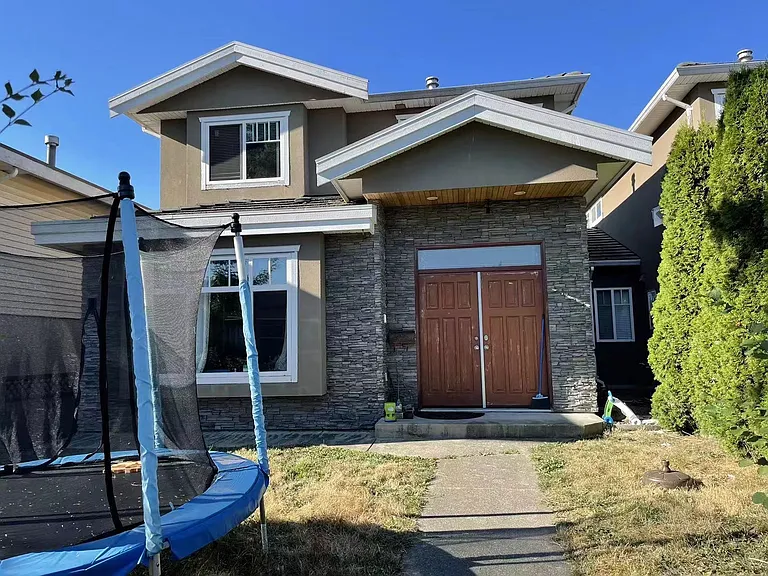 4353 Hurst St — Photo 1