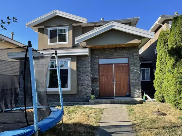 4353 Hurst St, Burnaby, BC V5J 1N1