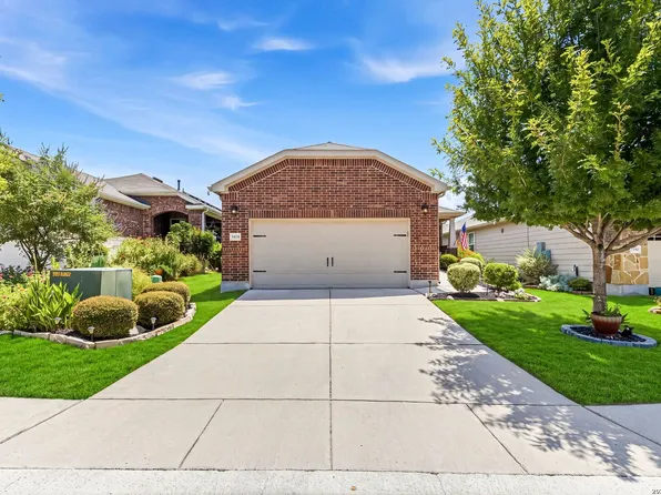 3414 Red Falls Road, San Antonio, TX 78253