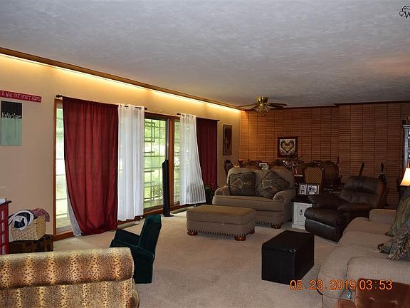2nd image of 210 W Alameda St