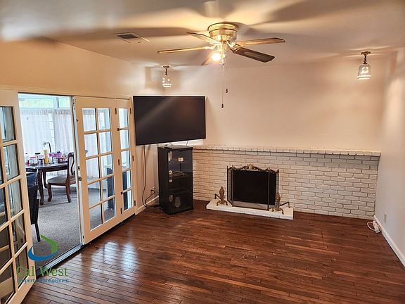 5th image of 720 River Falls Dr
