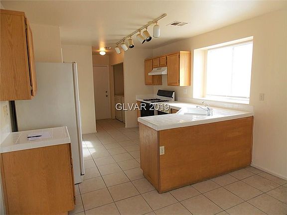 3rd image of 3609 N Tomsik St