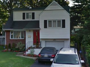 29 Briarcliff Rd, Bergenfield, NJ 07621