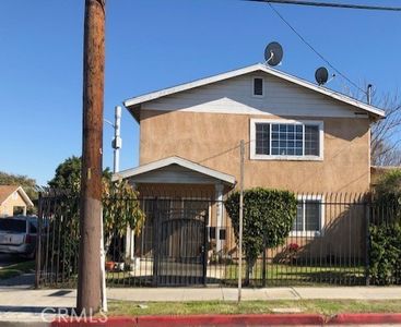 7002 S San Pedro St, Los Angeles, CA, 90003