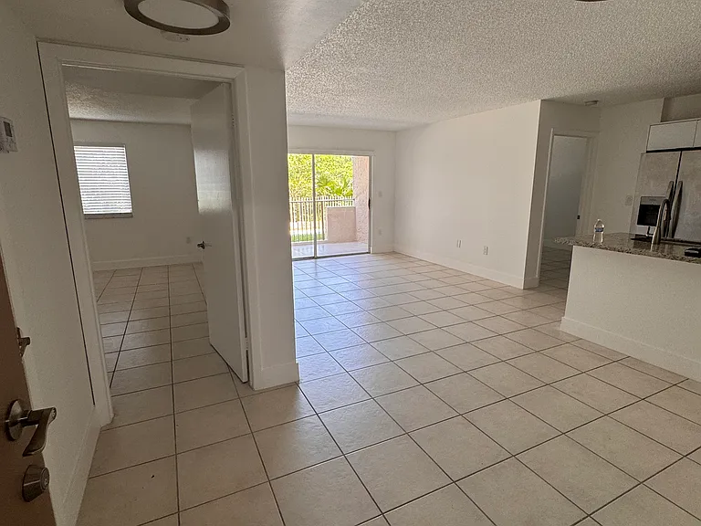 15221 SW 80th St #104 — Photo 3