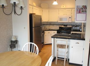 704 Spruce Hills Dr #704, Glen Gardner, NJ 08826