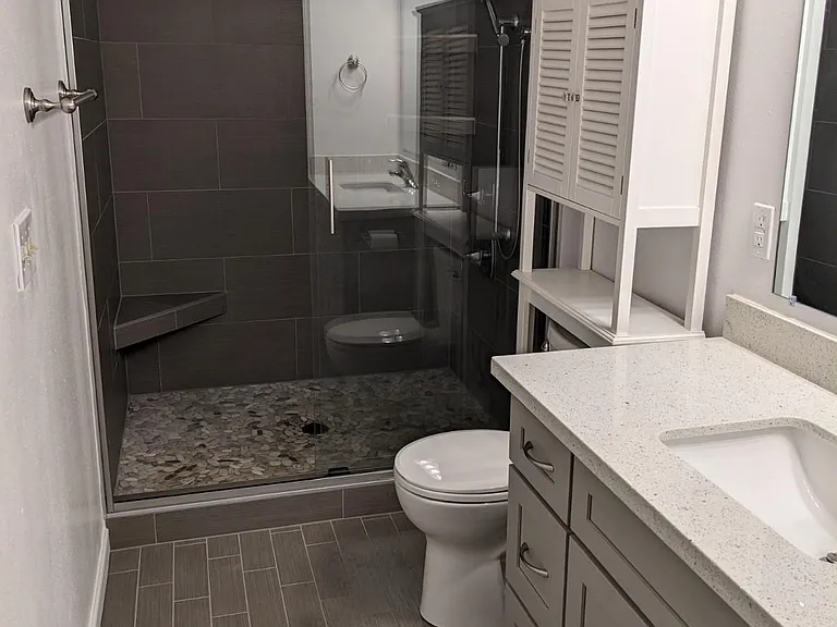 412 10th St #201 — Photo 17