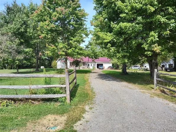 3445 Shaffer Rd, Rock Creek, OH 44084
