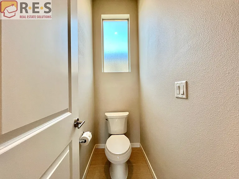 2170 S Josephine St #2 — Photo 6