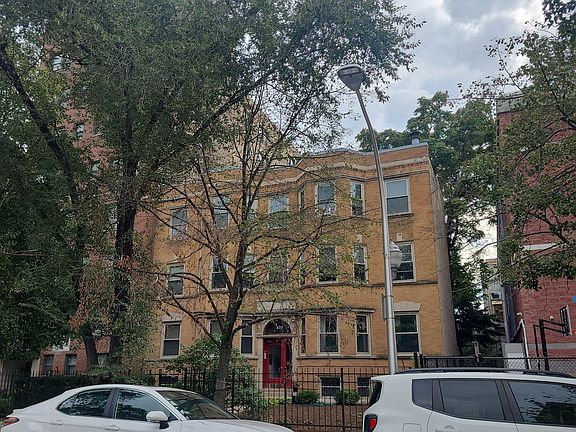 2nd image of 4711 N Winthrop Ave