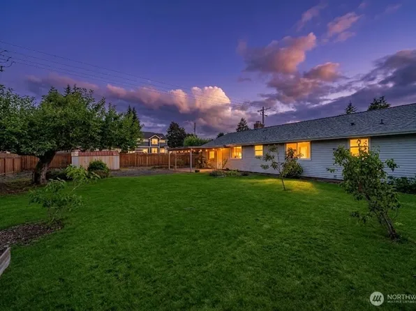 3145 Locust Avenue, University Place, WA 98466