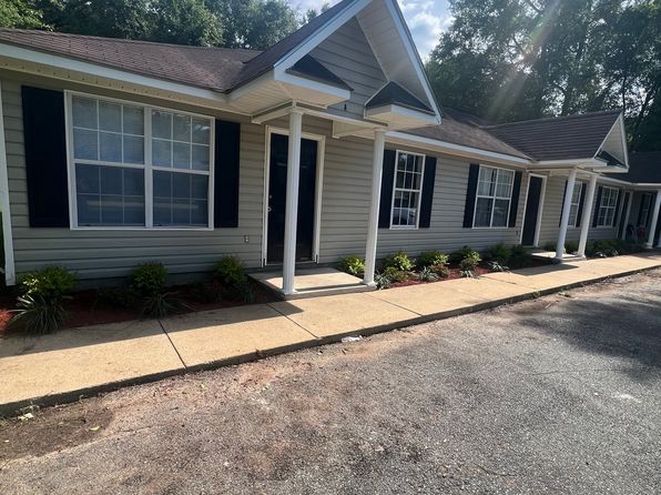 1605 Plantation Rd #1