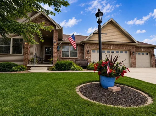 7025 N Grand Fir Dr, Edwards, IL 61528