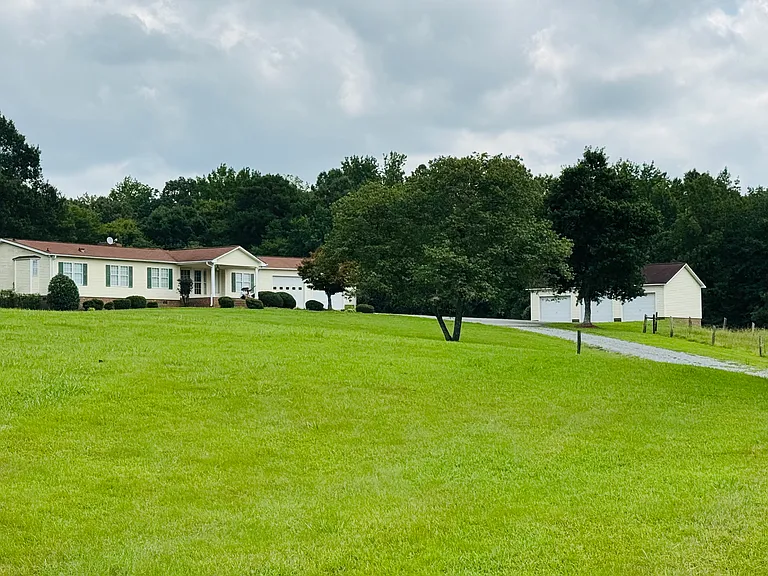 9009 Poplar Tent Rd — Photo 4