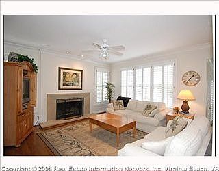 3rd image of 1701 Fletcher Mews