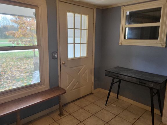 3rd image of 5279 N Thunderbird Dr