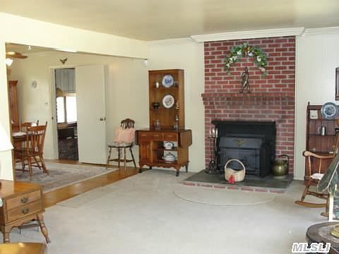 3rd image of 222 Sunrise Ave