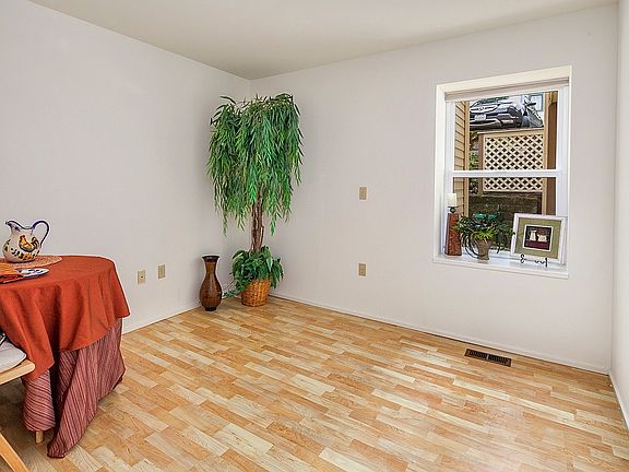 3rd image of 22152 SE 41st Ln #1030
