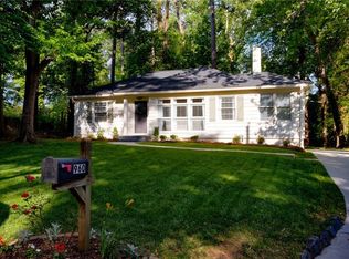 960 Lindridge Dr NE, Atlanta, GA 30324