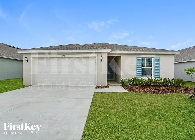 196 Southern Breeze Loop — Photo 1